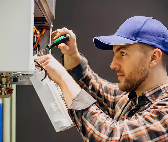 Expert Plumber for Tankless Water Heater Maintenance in North Babylon, NY: Schedule Professional Maintenance Services with Us